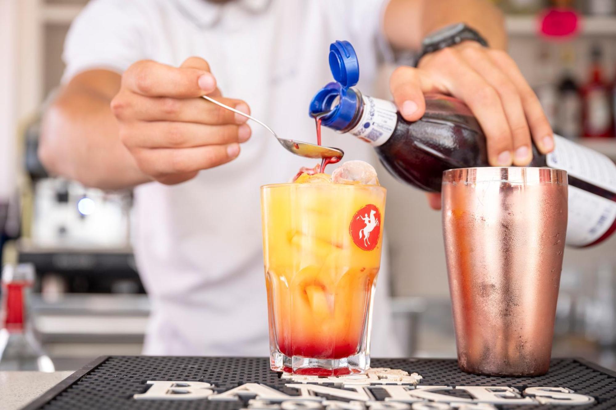 נומאנה Hotel Kon Tiki מראה חיצוני תמונה