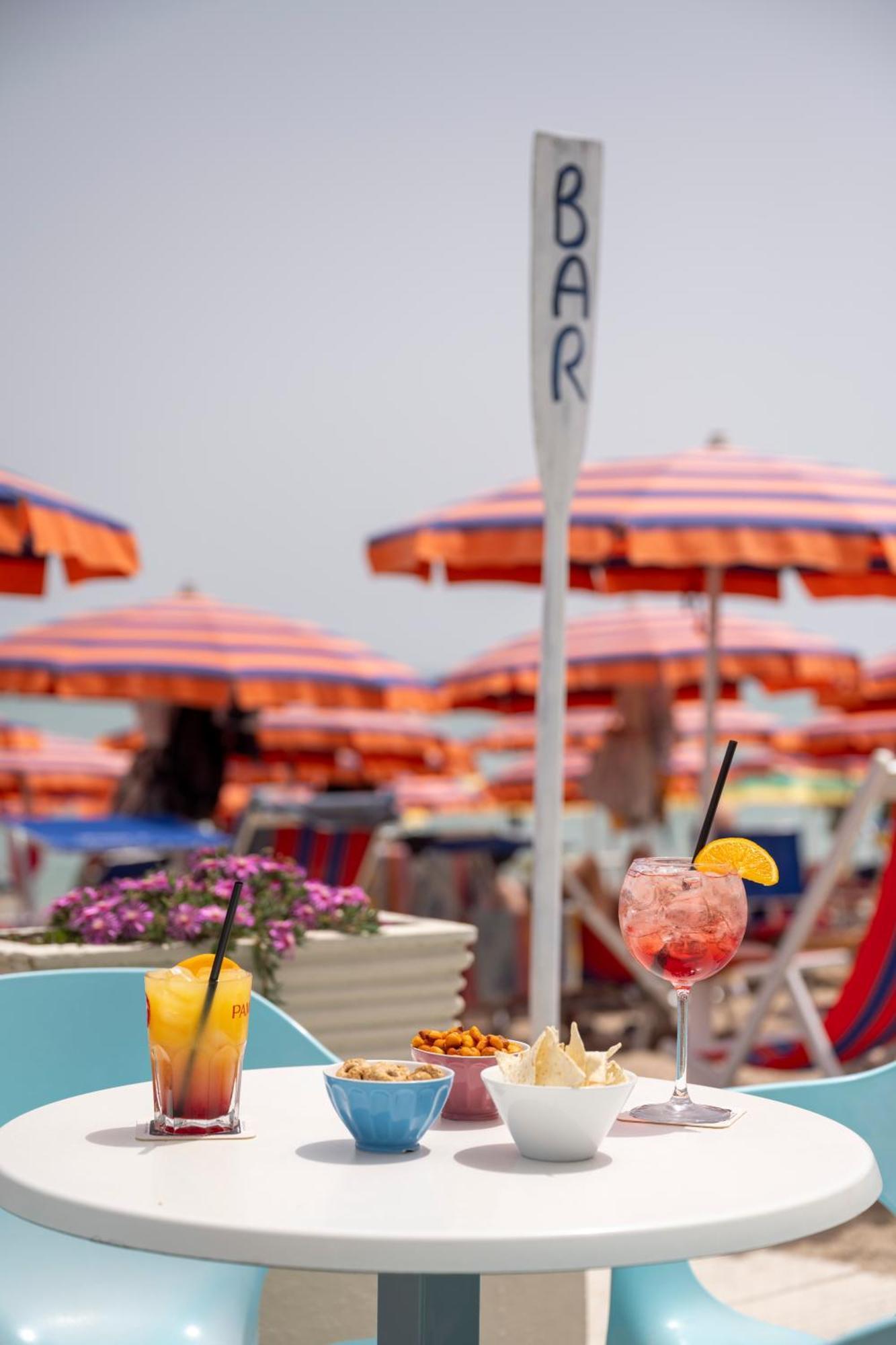 נומאנה Hotel Kon Tiki מראה חיצוני תמונה