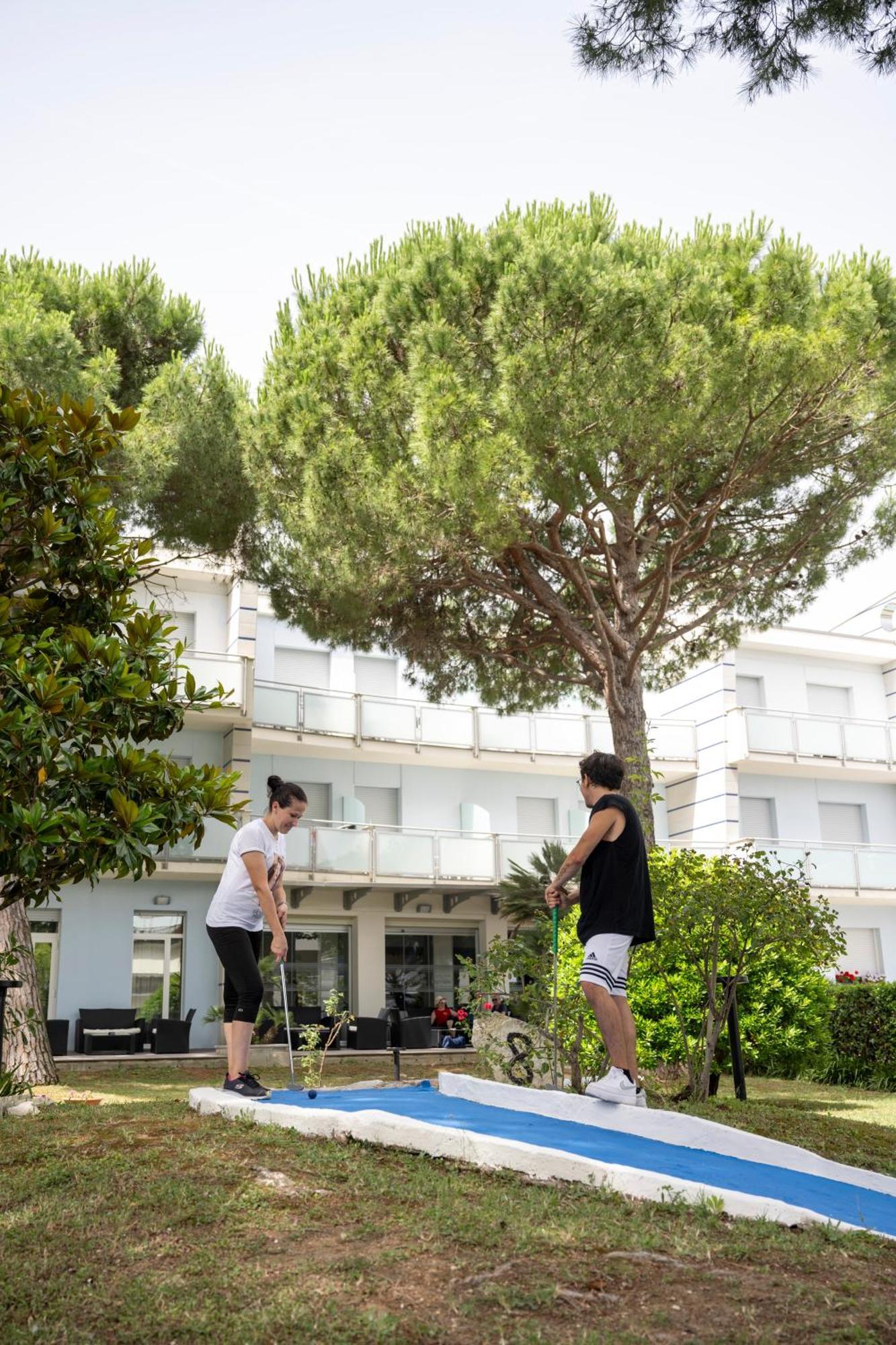 נומאנה Hotel Kon Tiki מראה חיצוני תמונה
