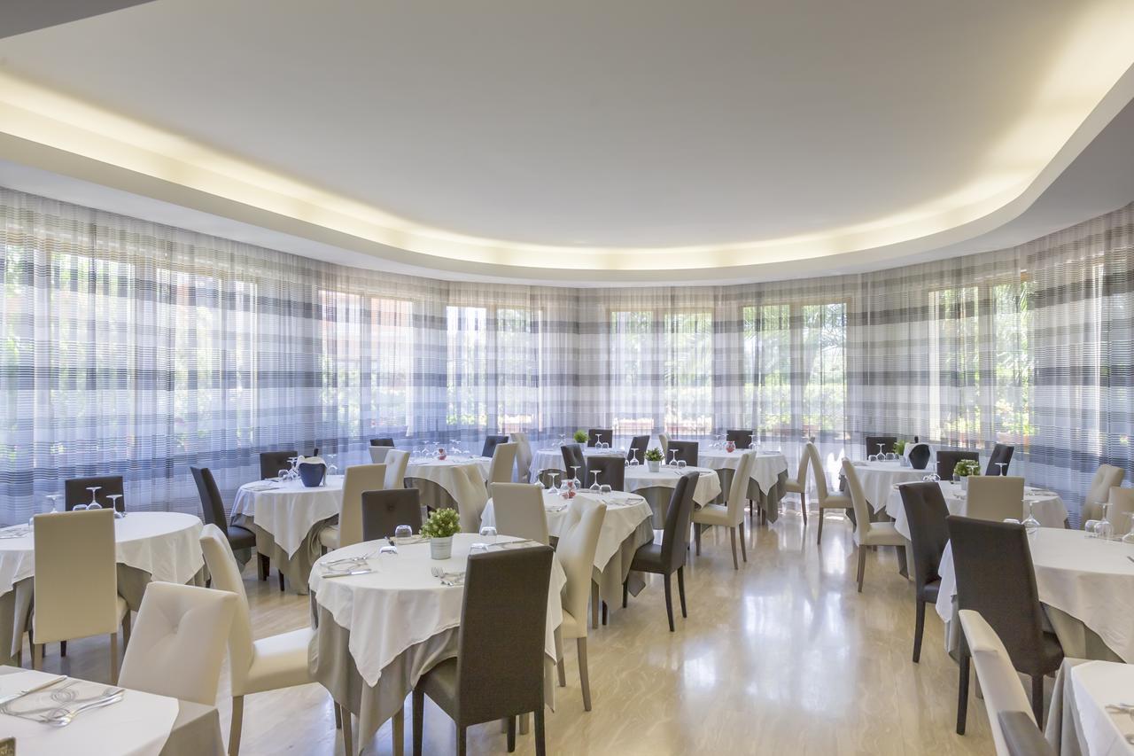 נומאנה Hotel Kon Tiki מראה חיצוני תמונה