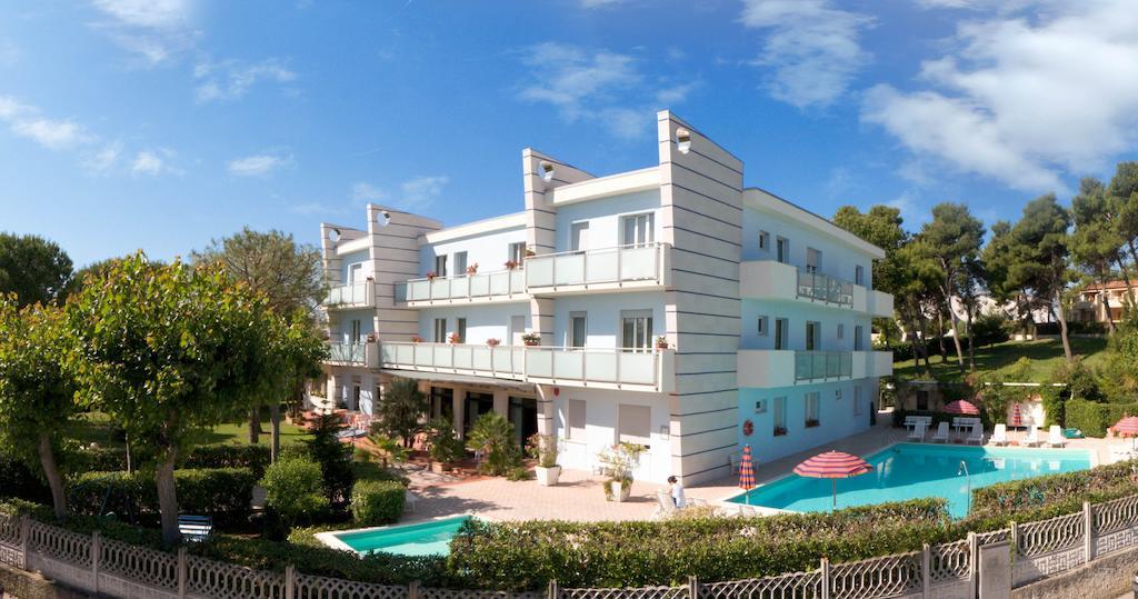 נומאנה Hotel Kon Tiki מראה חיצוני תמונה