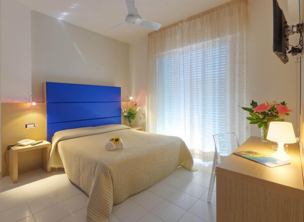 נומאנה Hotel Kon Tiki חדר תמונה